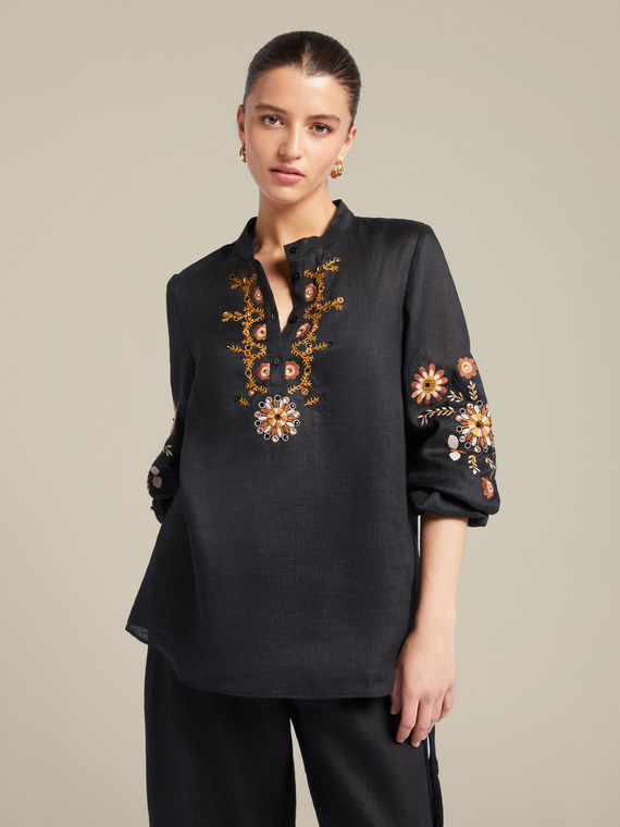 Linen blouse with ethnic embroidery