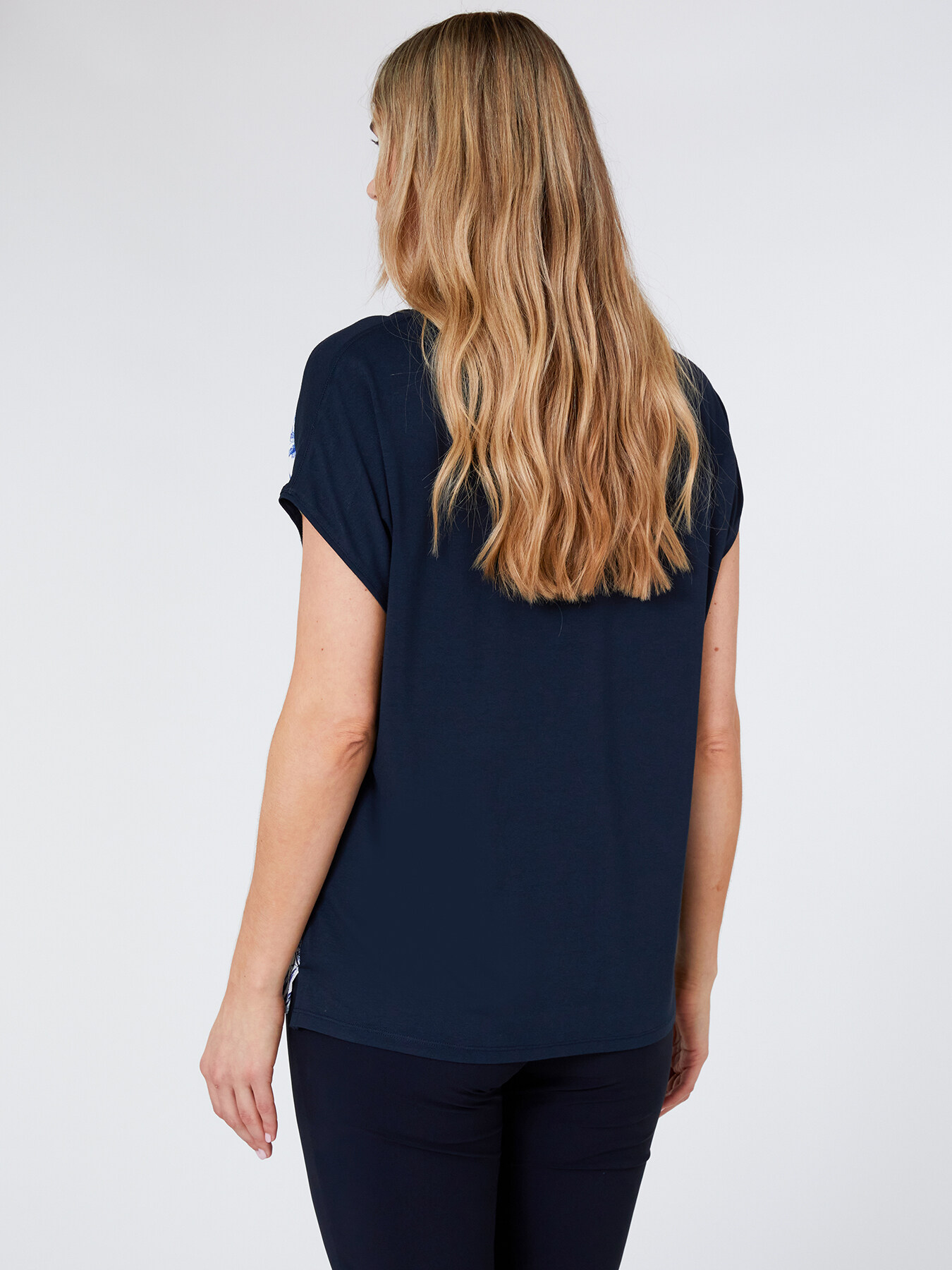 T-shirt en deux tissus image number 2