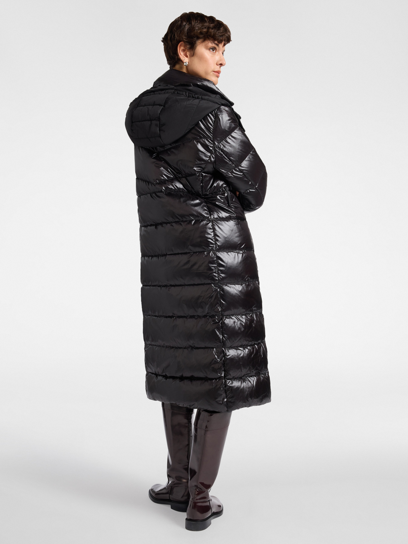 Gesteppte Daunenjacke mit Kapuze image number 1