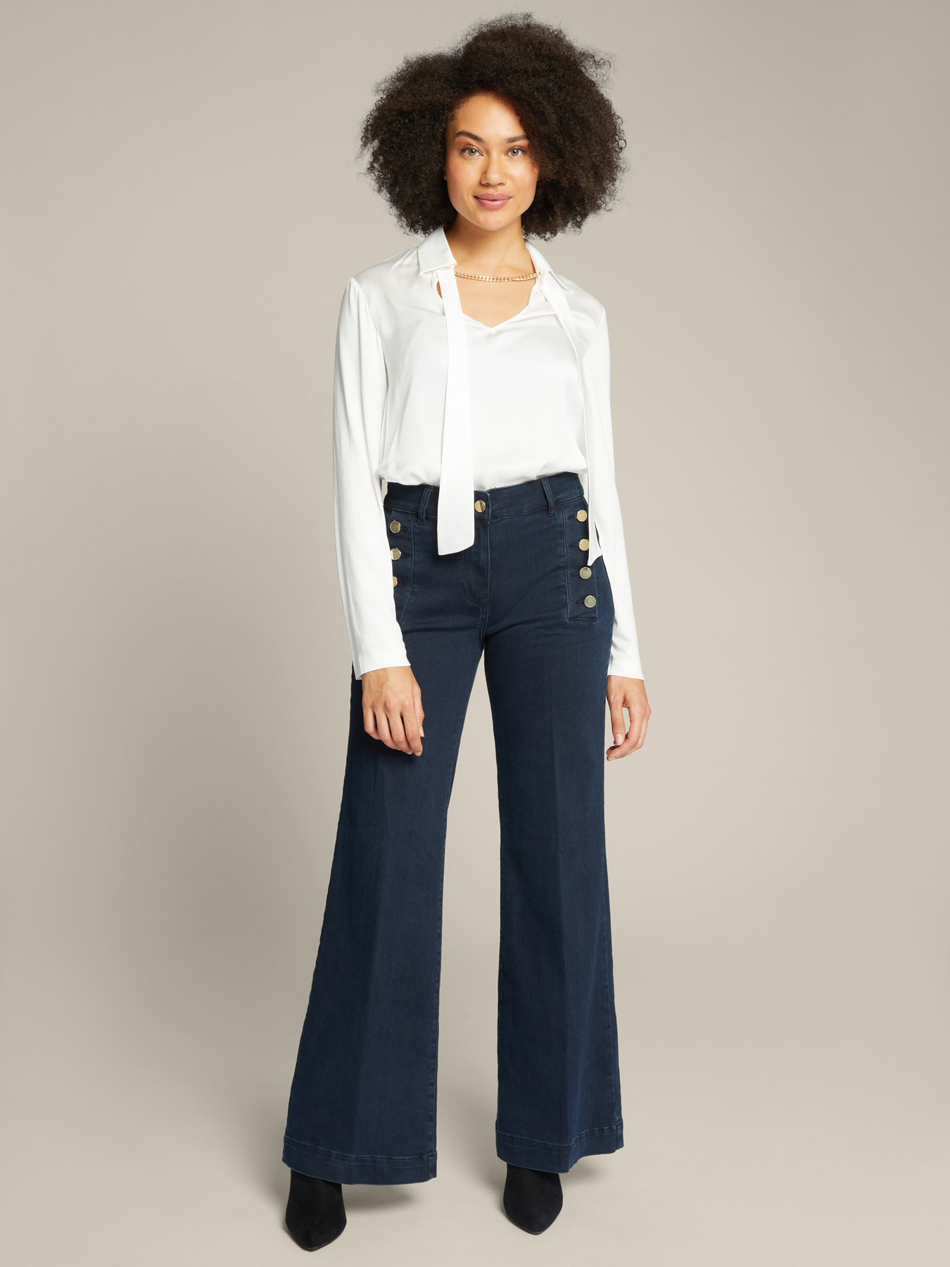 Blusa em ECOVERO™ com faixa image number 5