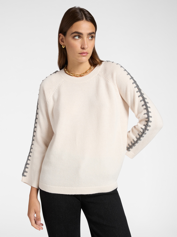 Pure wool sweater with embroidery