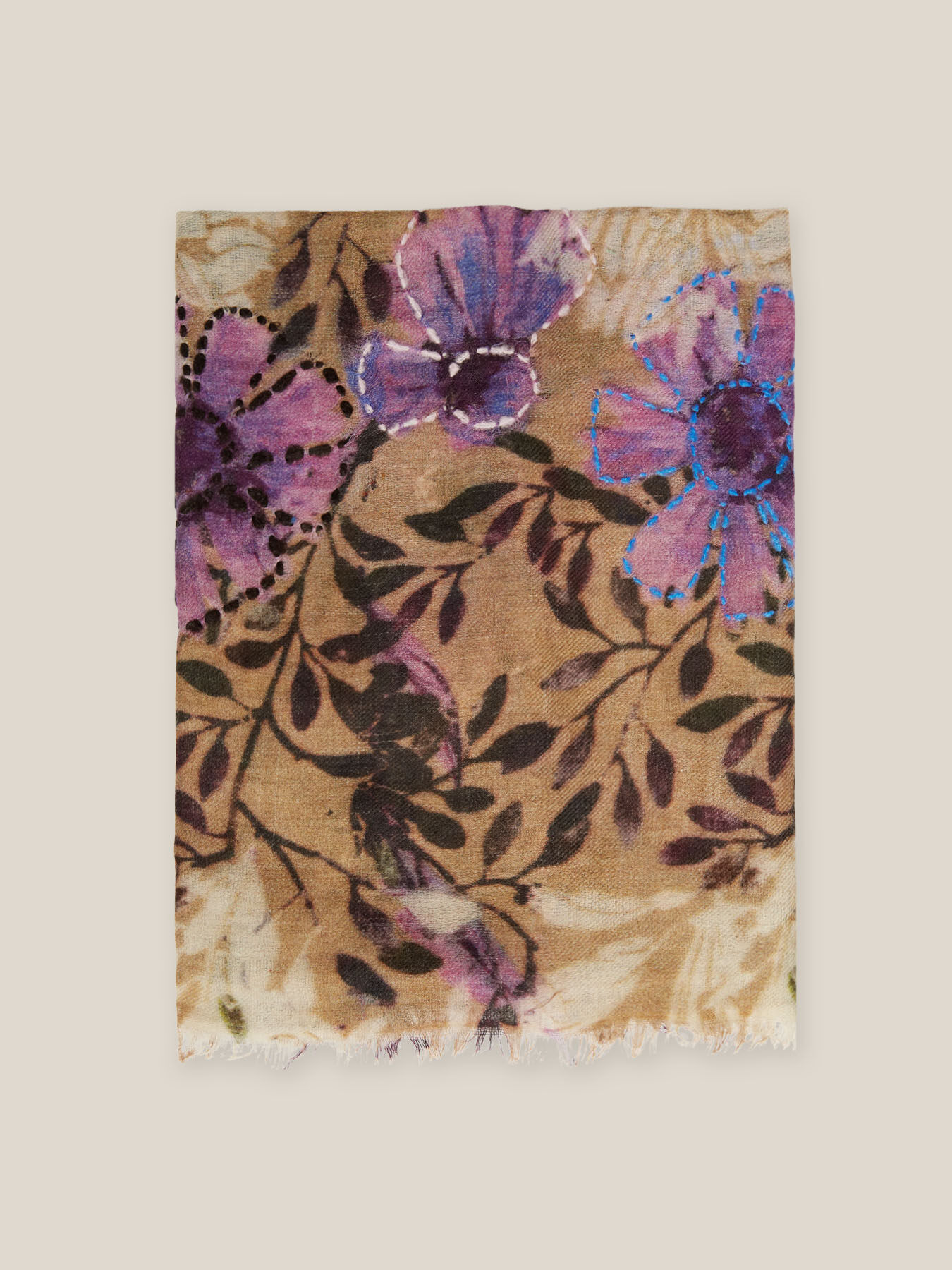 Sciarpa in lana ricamata image number 1