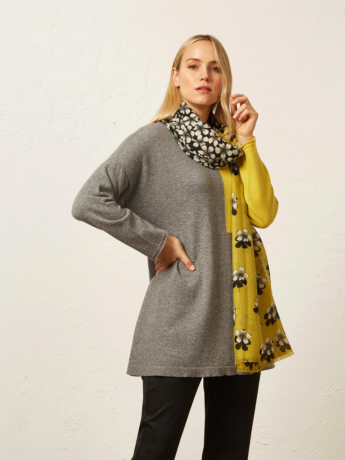 Sciarpa floreale image number 0