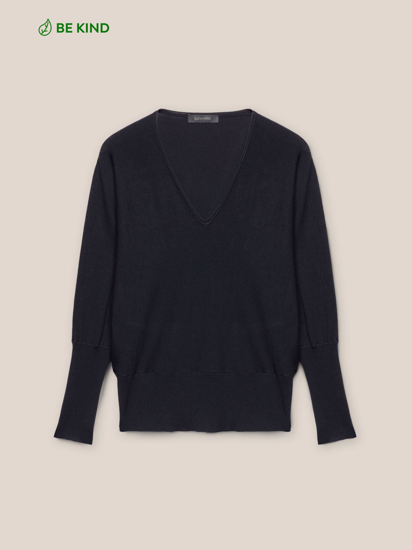 Jersey con escote de pico en eco-viscosa image number 4