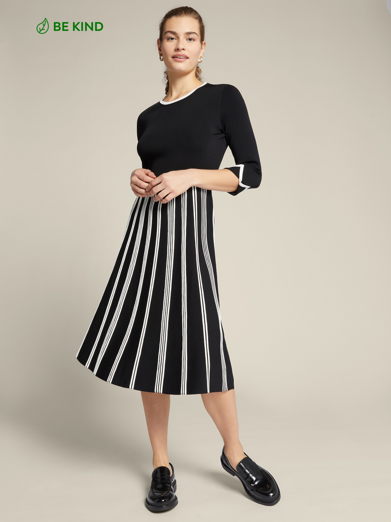 ECOVERO&trade; viscose pleated tricot dress image number 0