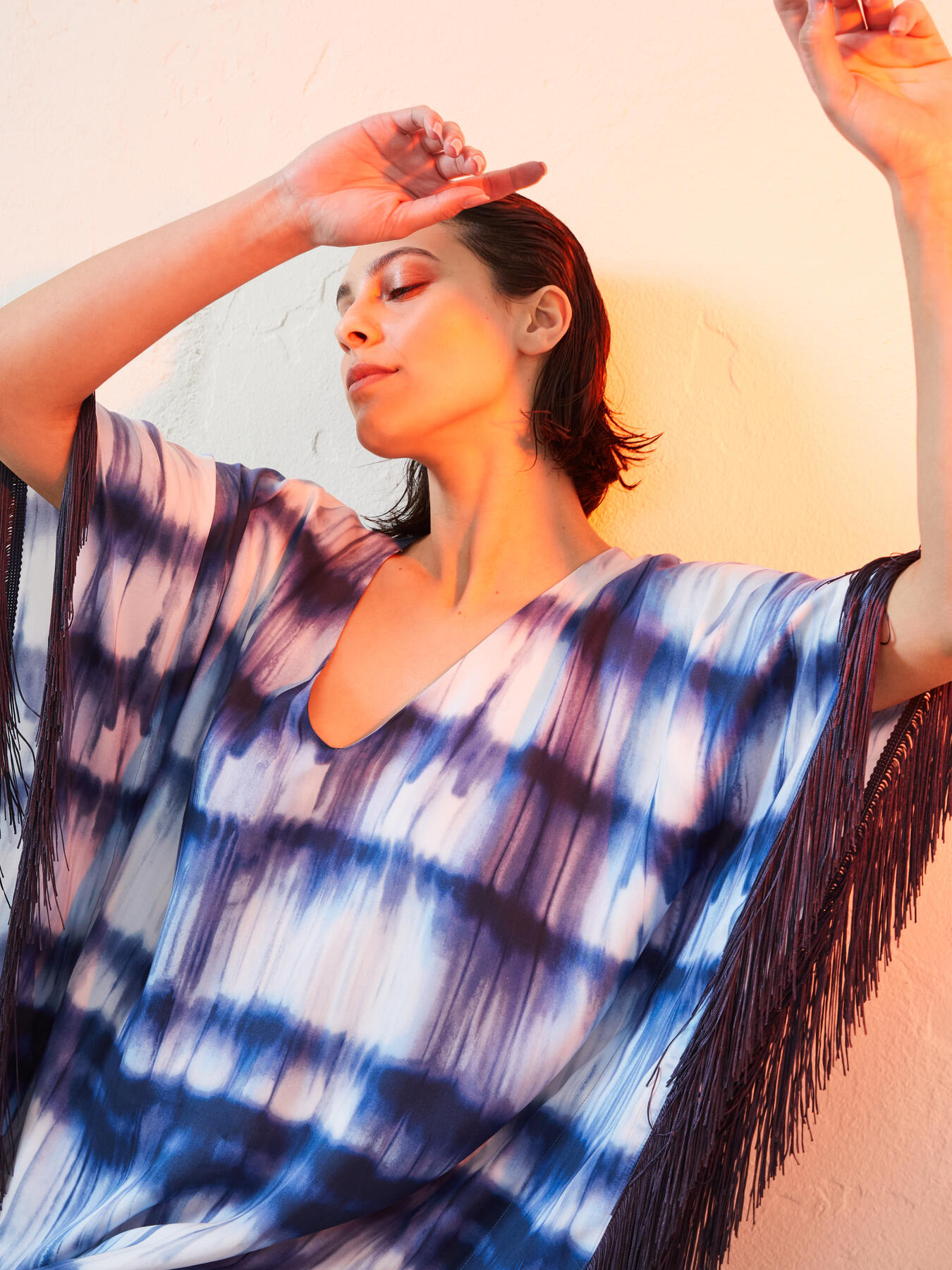 Poncho imprimé à franges Lisa Von Tang pour Elena Miro image number 3