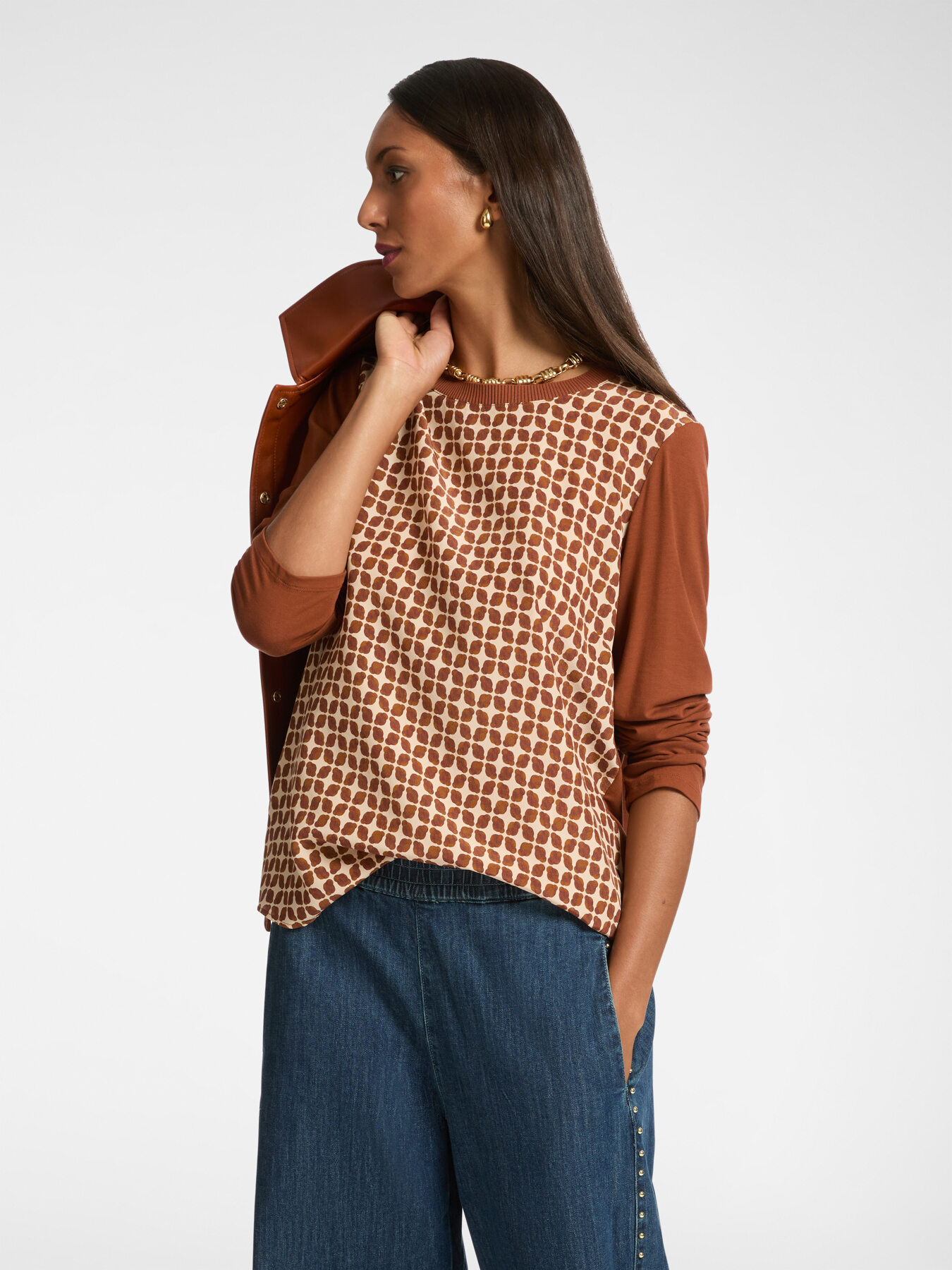 T-shirt con davanti in seta stampata image number 2