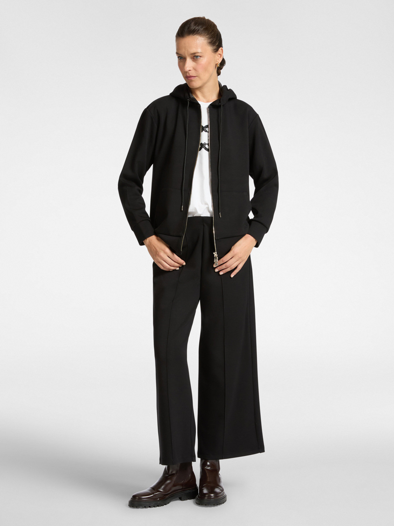 Felpa con cappuccio image number 2