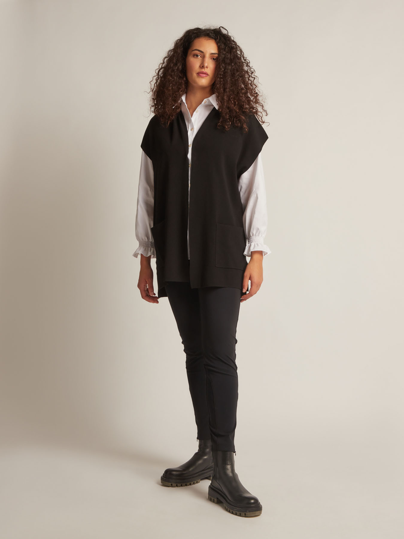 Colete em tric&ocirc; image number 0