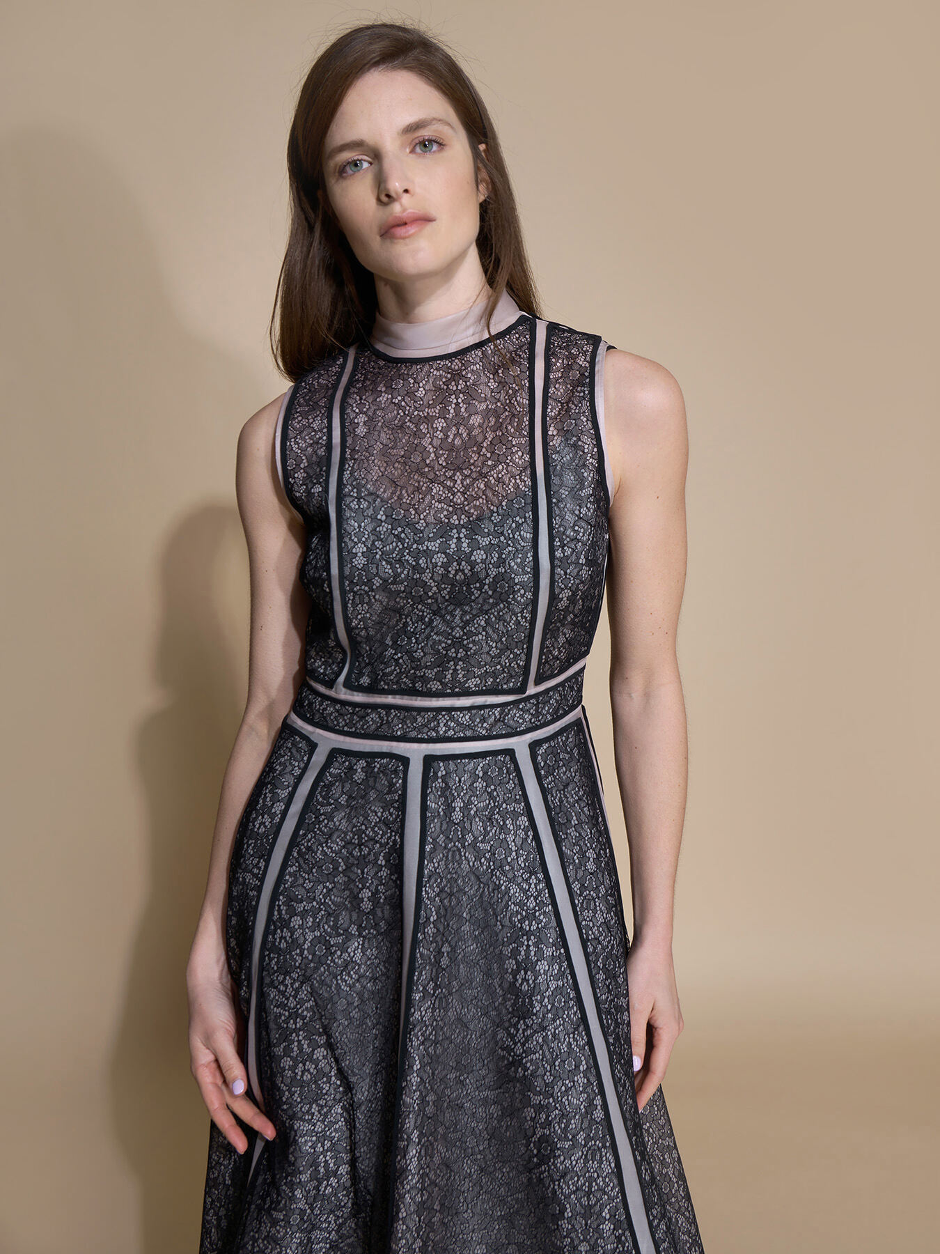 ORGANZA AND LACE DRESS image number 3