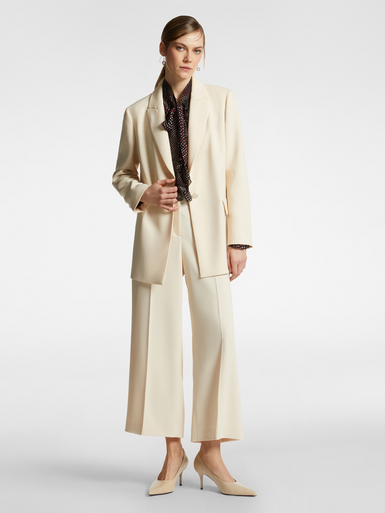 Blazer de cady de crep&eacute; image number 2