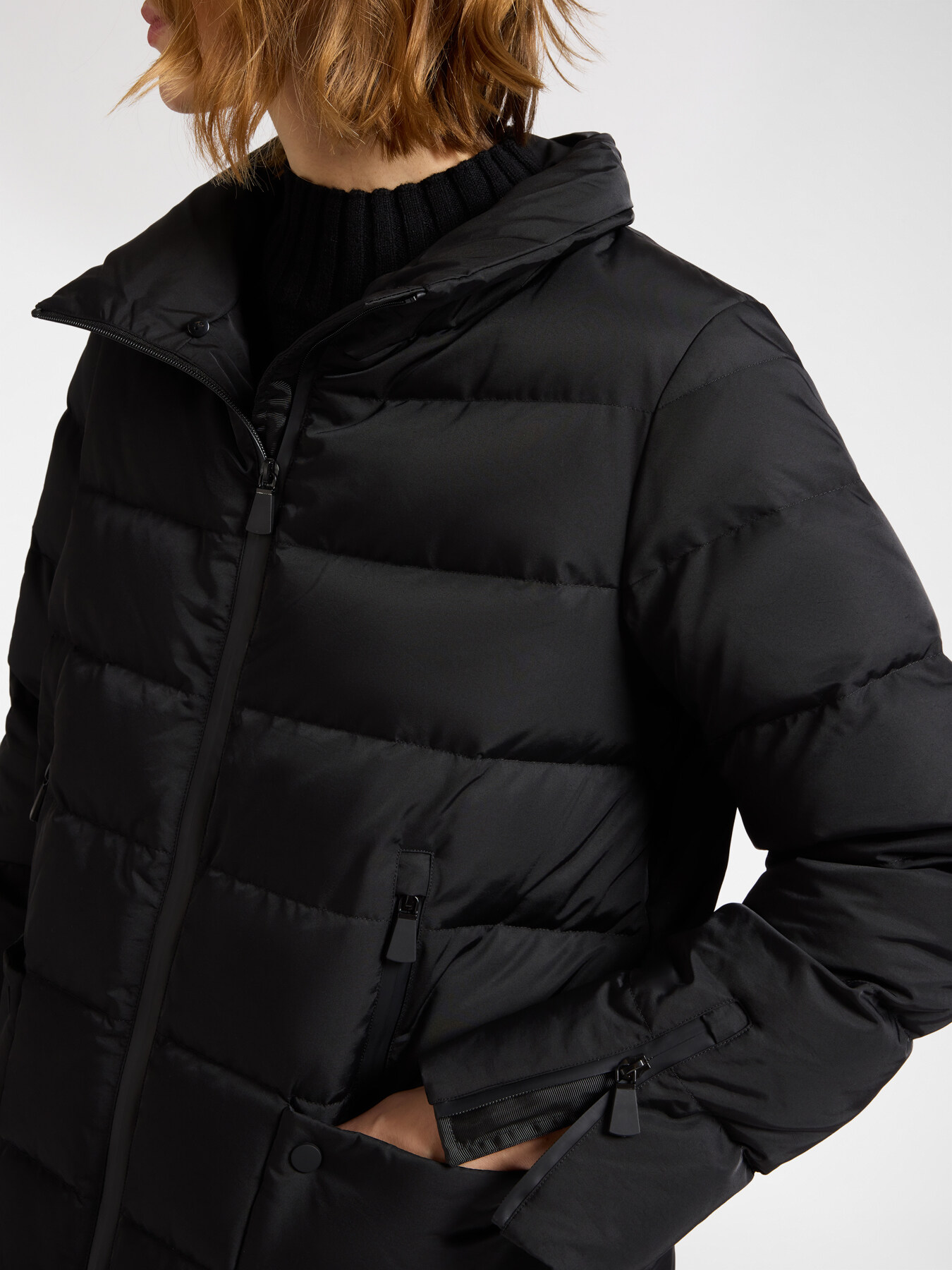 Matte nylon down jacket image number 4