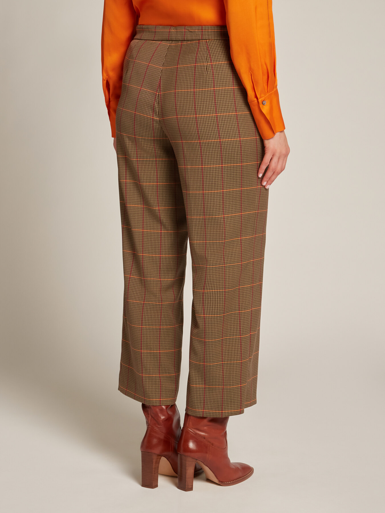 Pantaloni cropped check image number 1