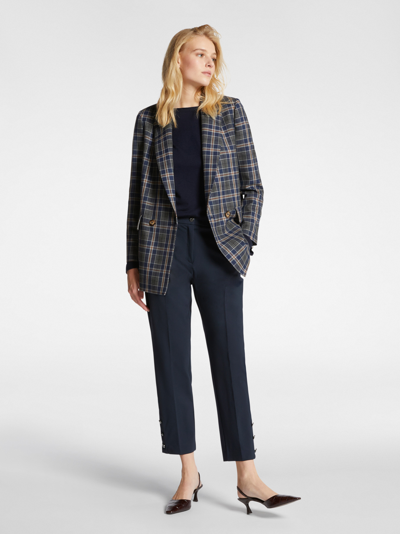 Pullover aus Wolle und Viskose image number 3