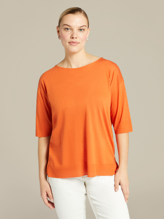 T-shirt with three-quarter sleeves