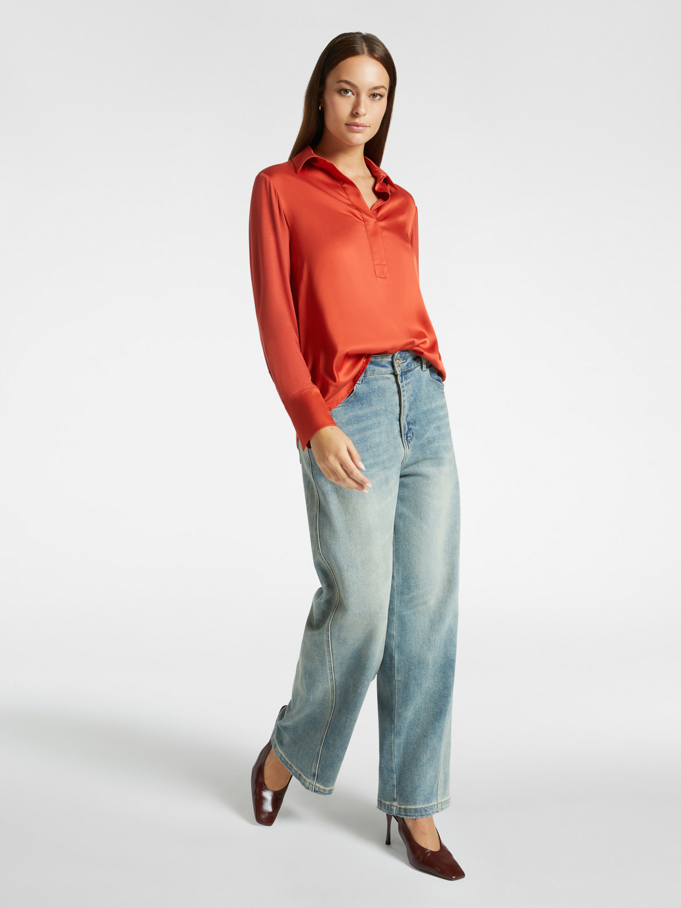 T-Shirt mit Kragen aus Viskose LENZING&trade; ECOVERO&trade; image number 2