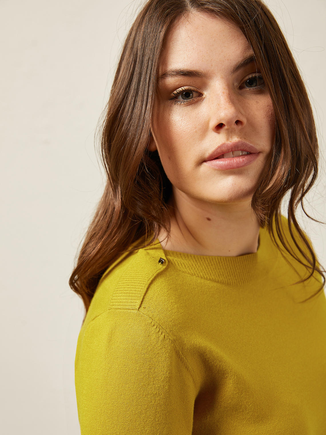 Elenamiro: Sweater de cor uniforme_1