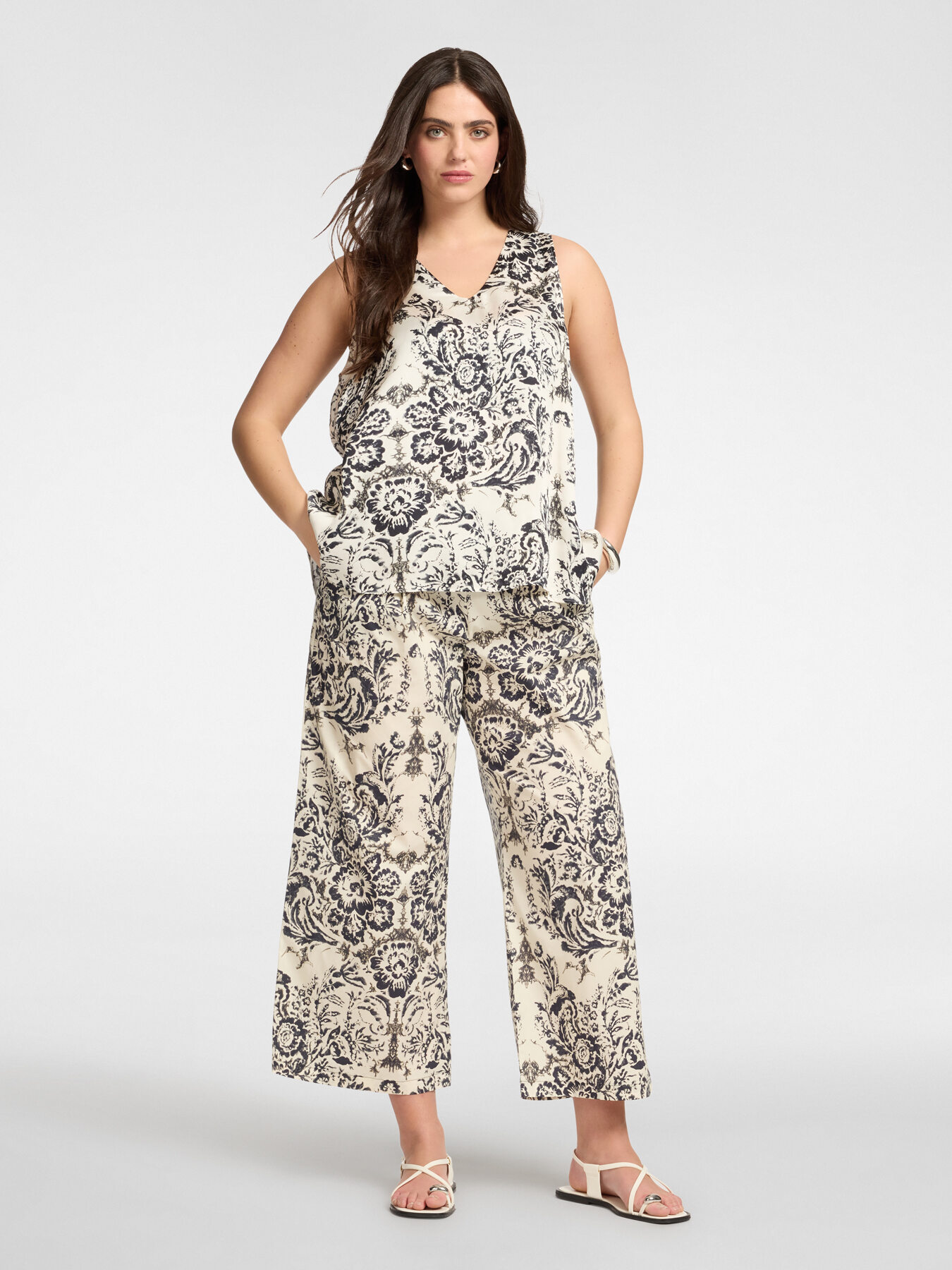 Printed viscose satin top image number 2