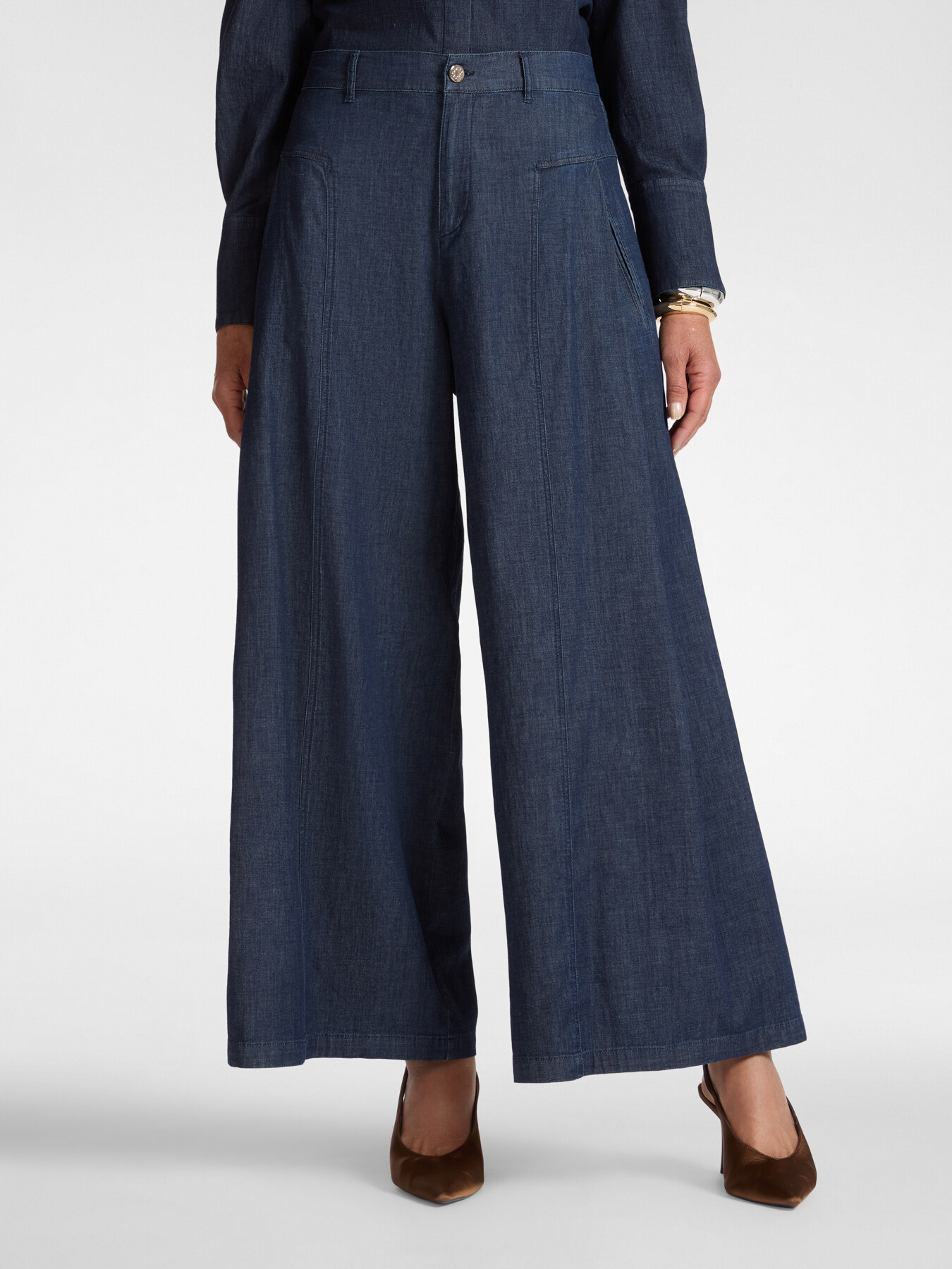 Jeans wide leg en Chambray,  "Wanda" image number 2