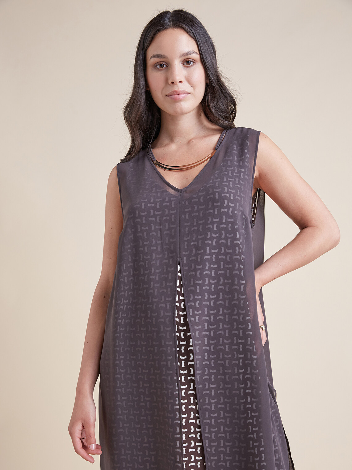 Elenamiro: Vestido elegante fantasia com colar_6