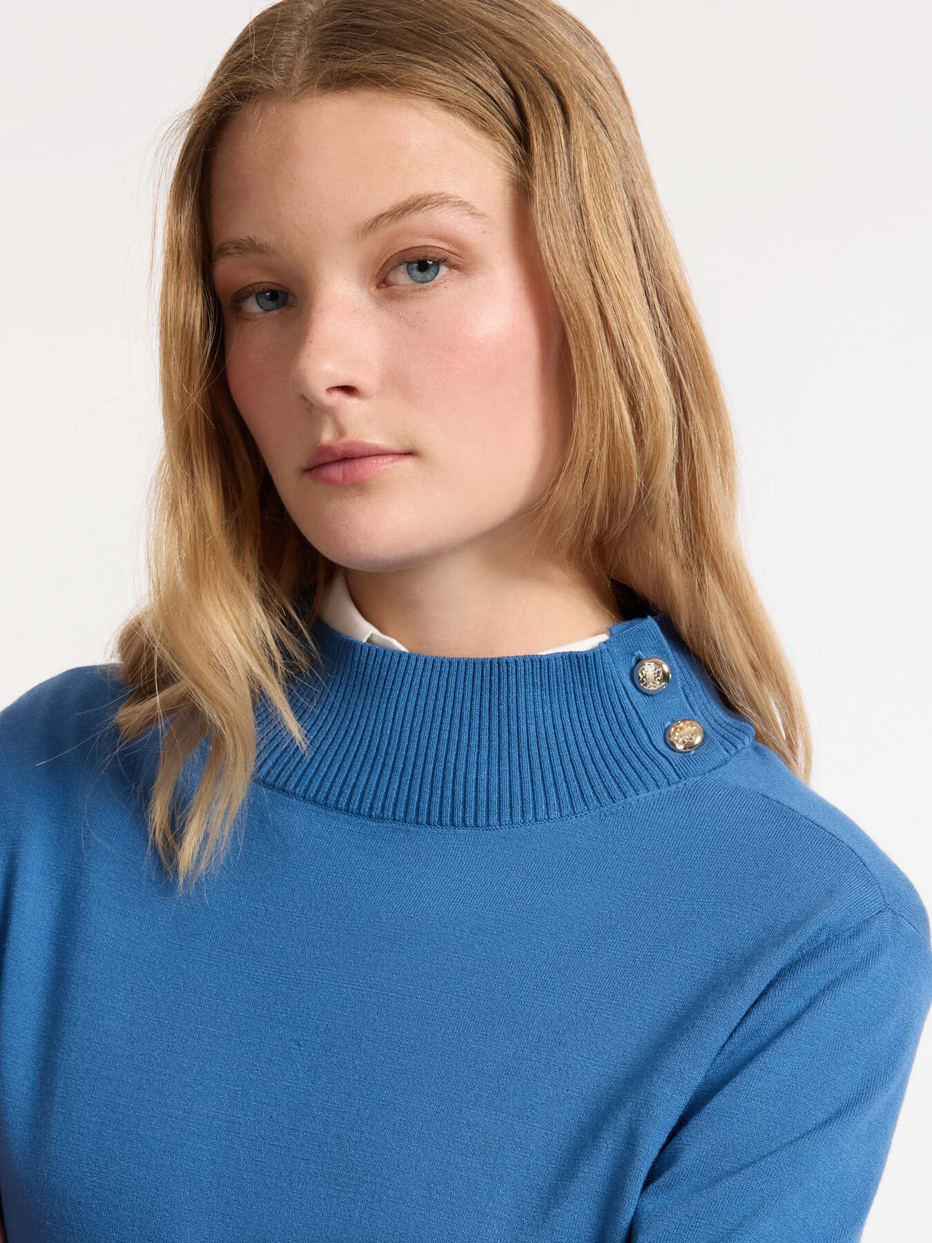 Buttoned jumper image number 3