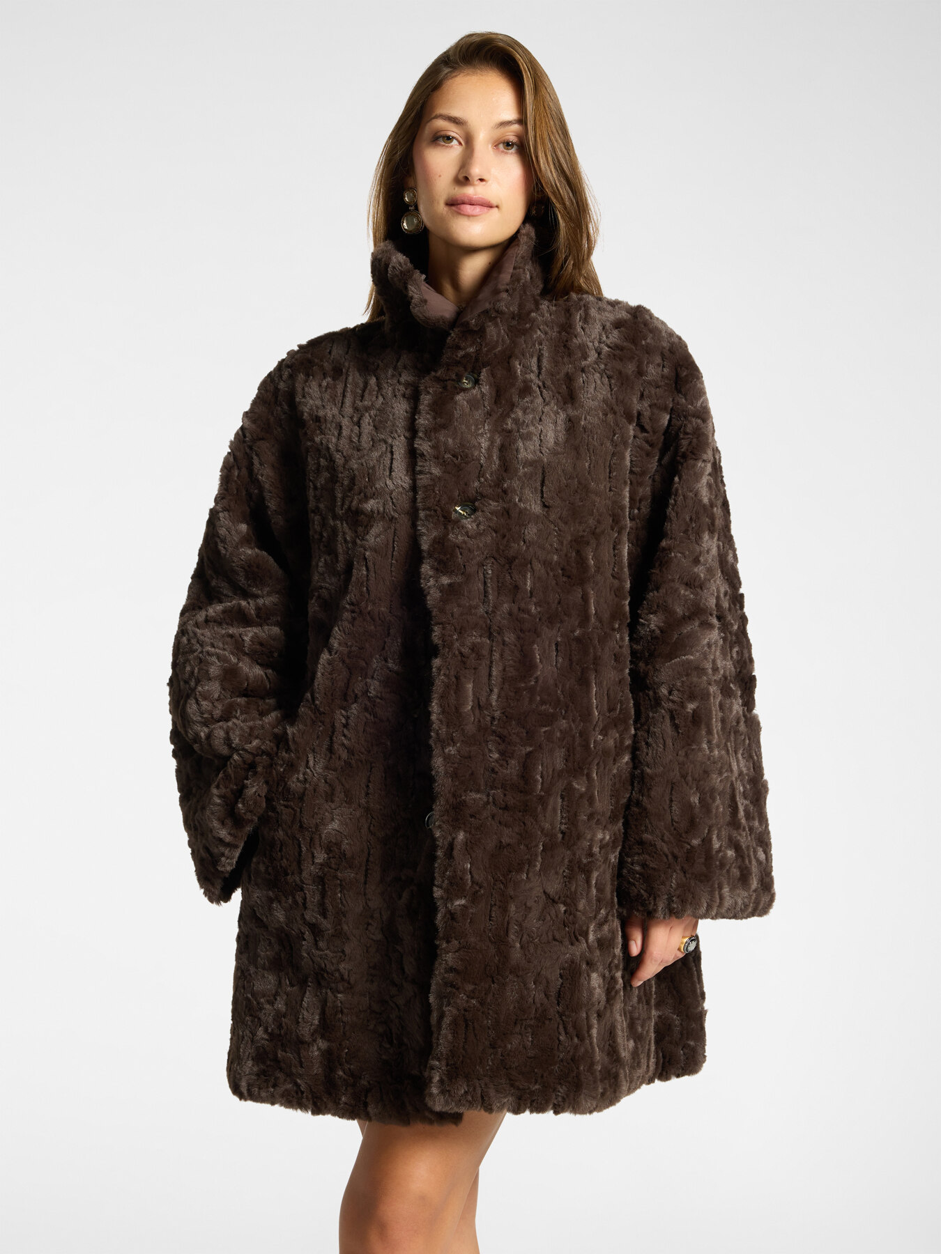 Blouson r&eacute;versible en nylon &eacute;co-shearling image number 4