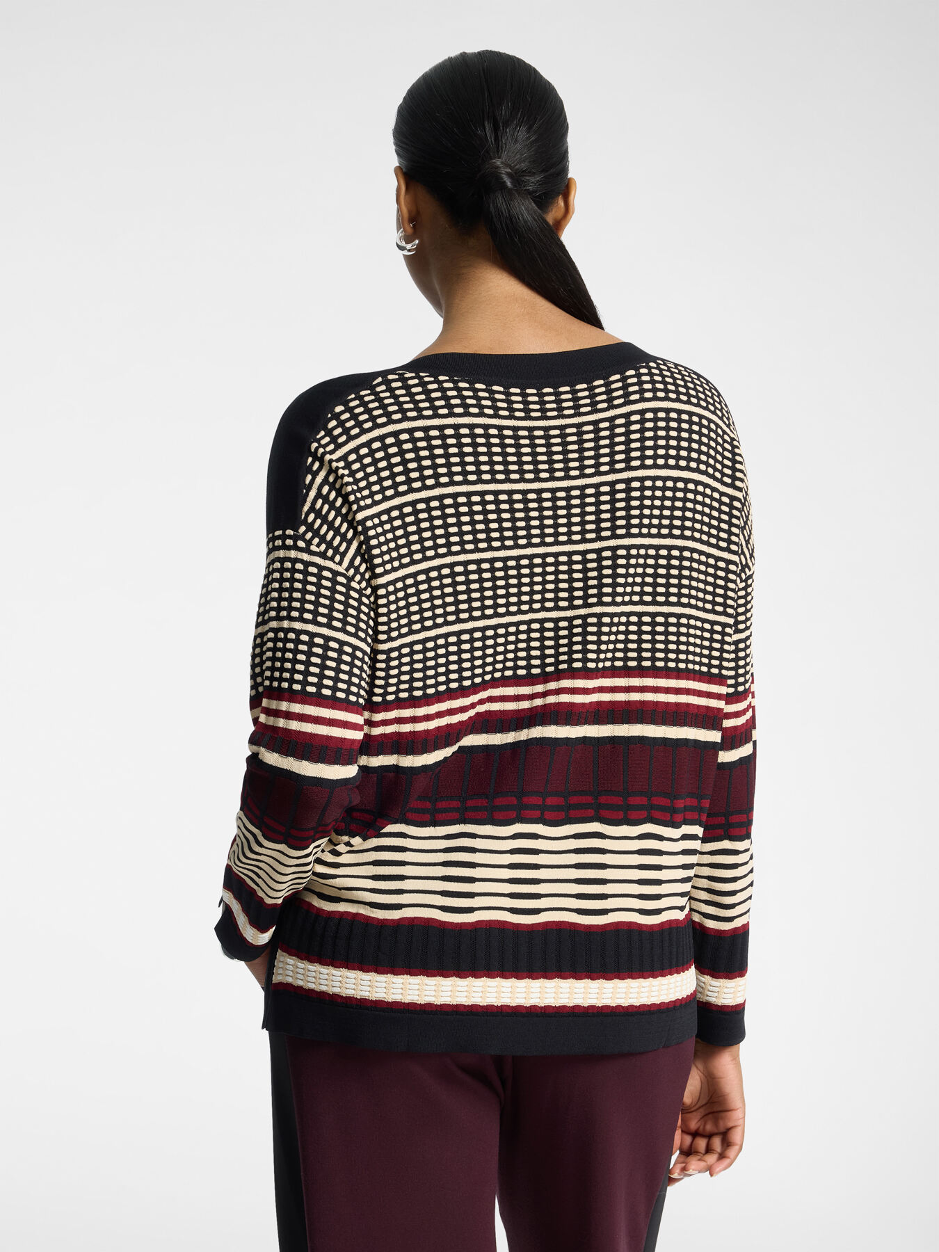 Jacquard-Strickpullover mit U-Boot-Ausschnitt image number 1