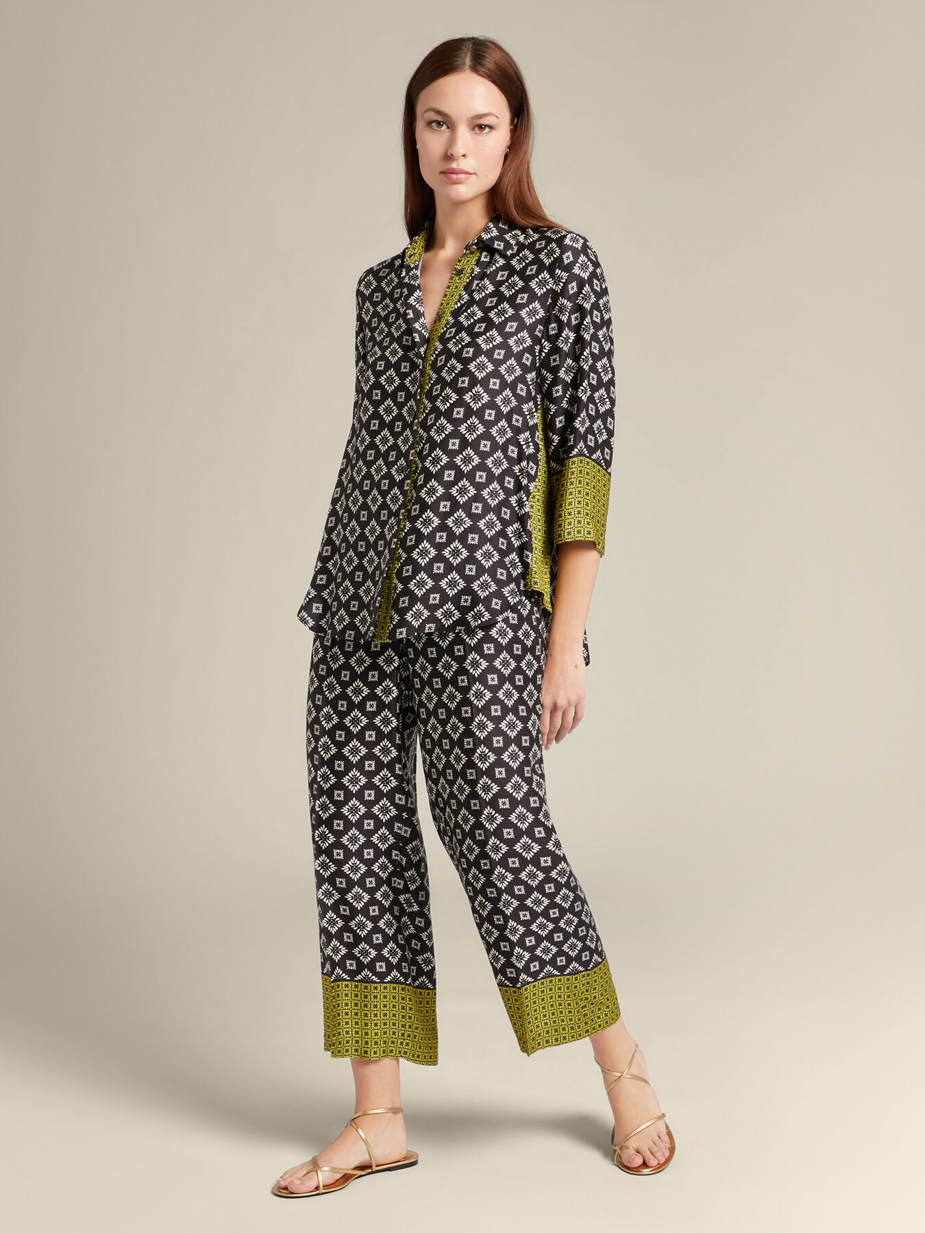 Printed shirt with trims image number 2