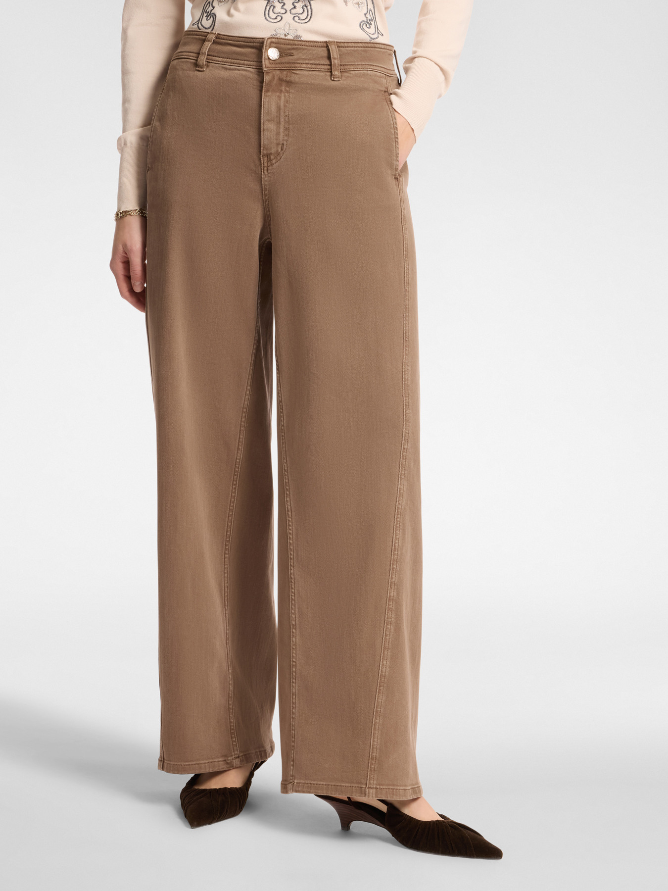 Wide-leg trousers image number 2