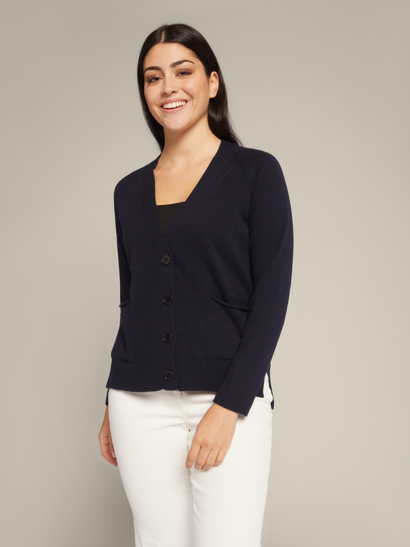 Woollen cardigan with pockets image number 0