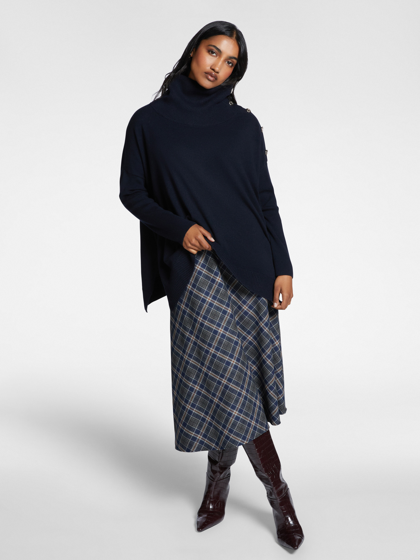 Oversize-Pullover aus Wolle mit Kn&ouml;pfen image number 2