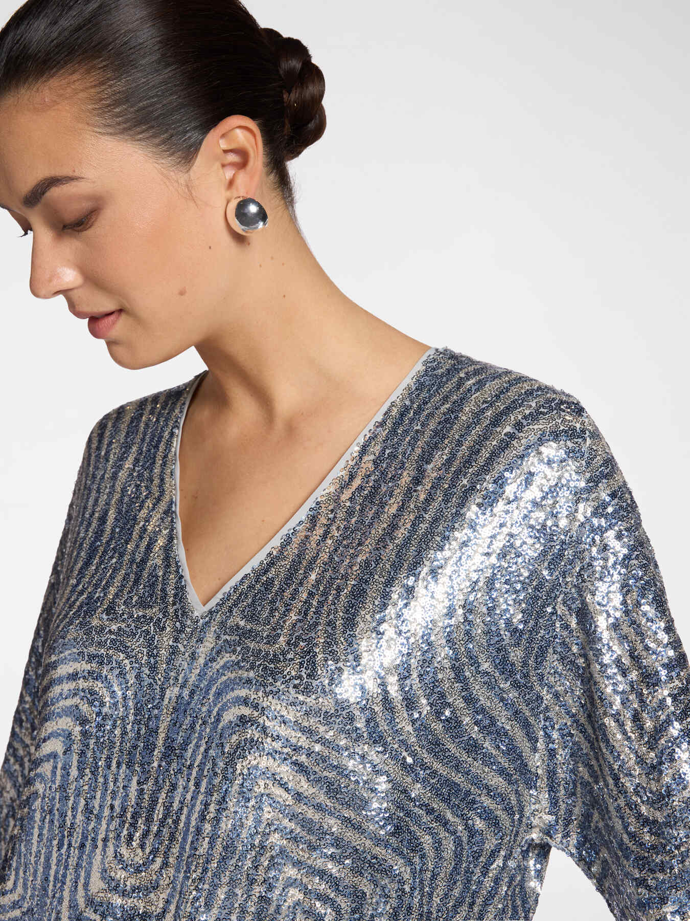 Abito in paillettes image number 3