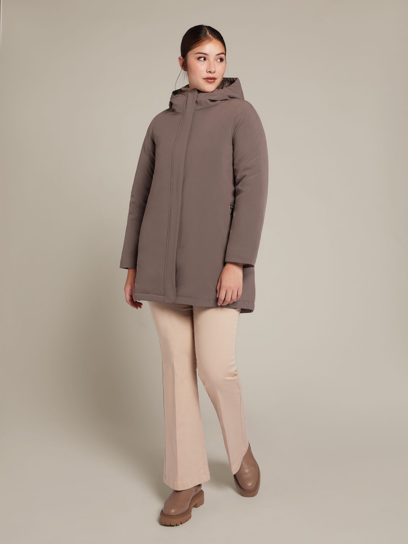 Parka de luxe en duvet v&eacute;ritable image number 3