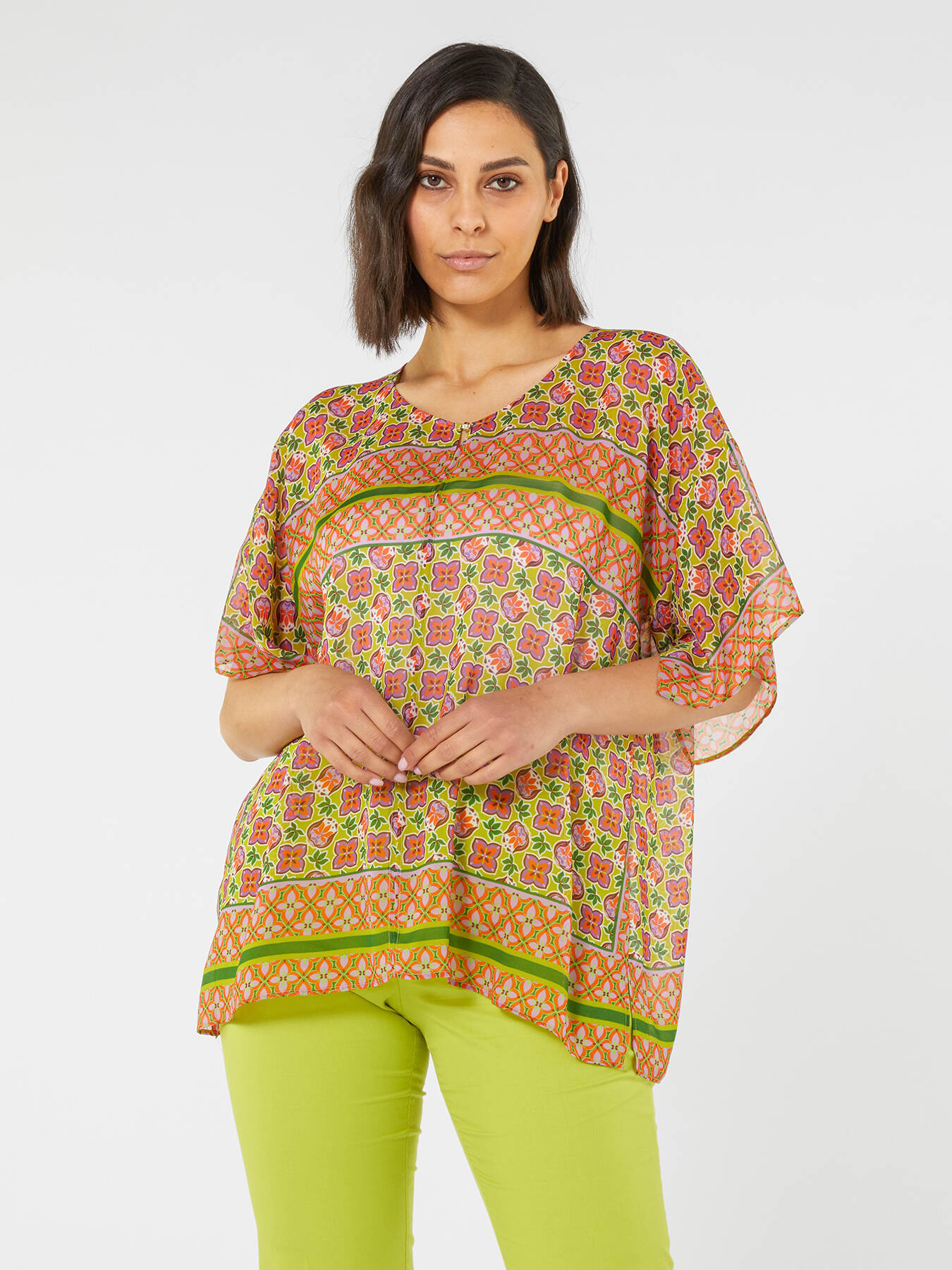 Blouse large &agrave; imprim&eacute; ethnique image number 2