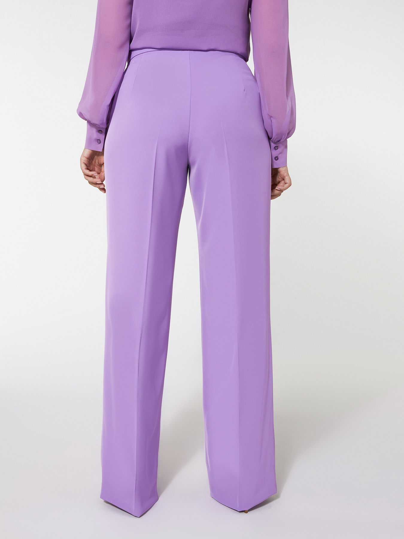 Pantalon droit en tissu fluide image number 2