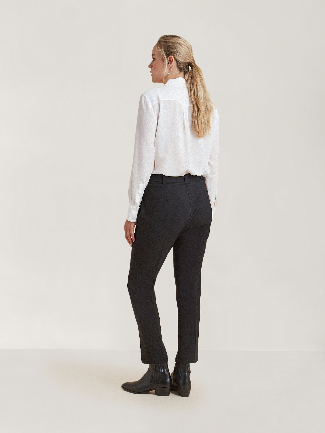 Pantalones con cinturón de tela image number 1