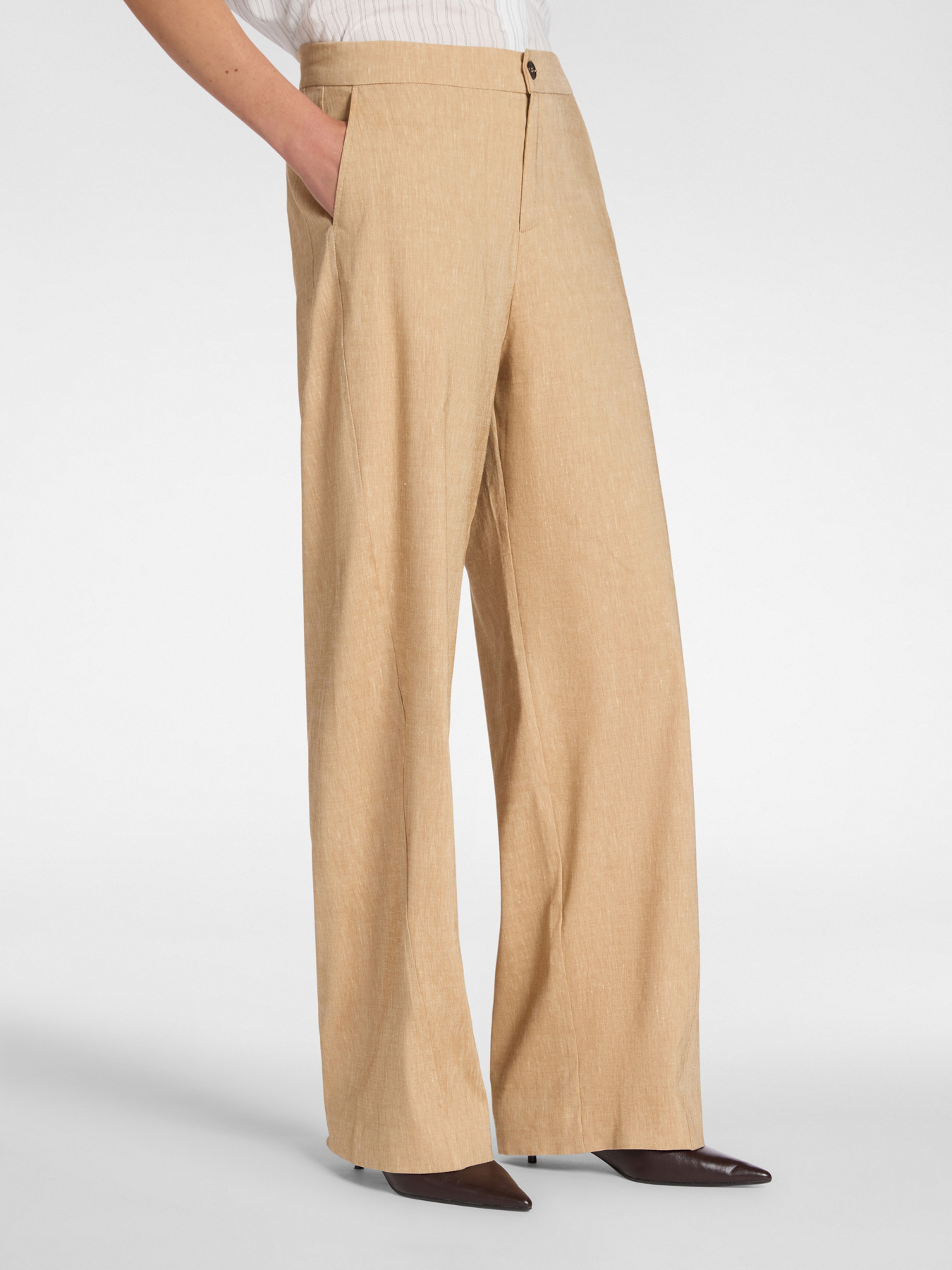 Linen blend chinos image number 2