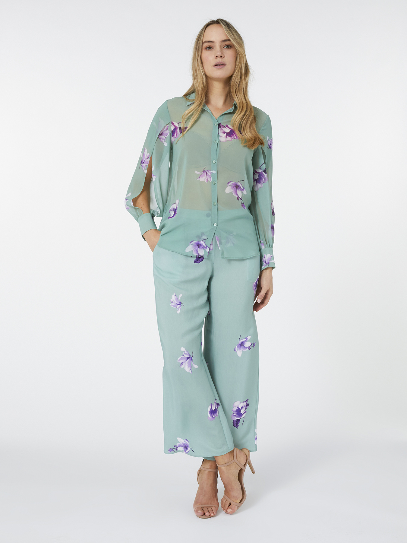 Printed shirt with slits on sleeves image number 0