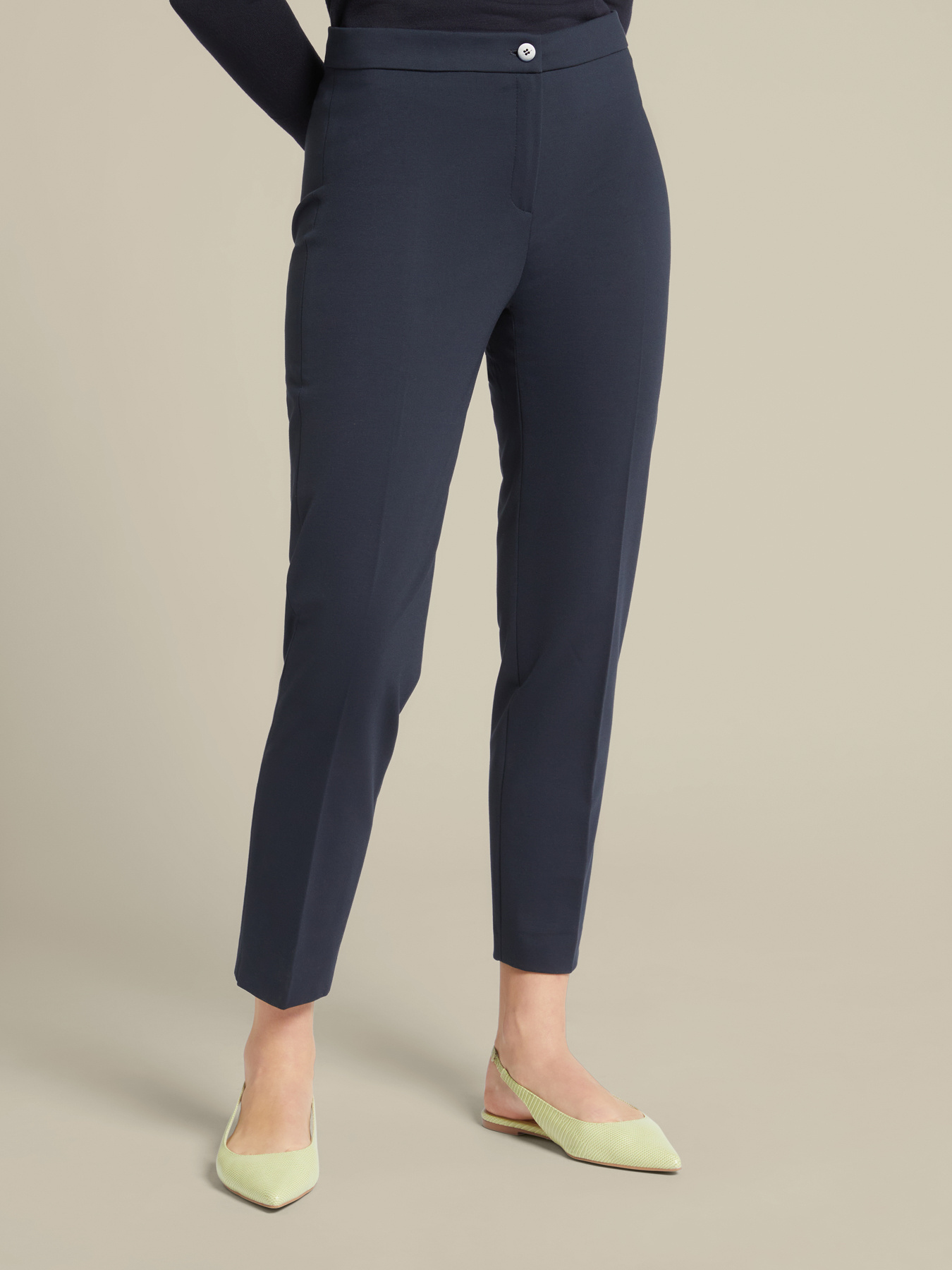 Pantaloni slim fit image number 2