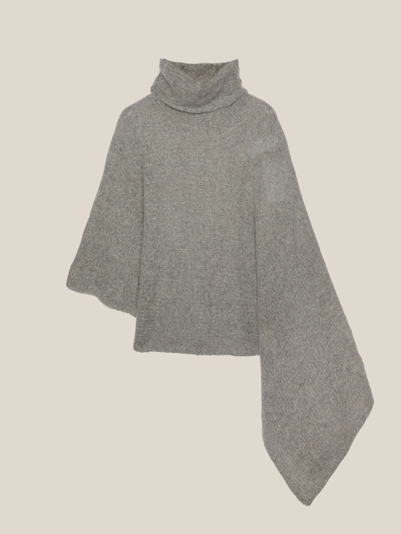 CAPE STOLE WITH HIGH COLLAR
