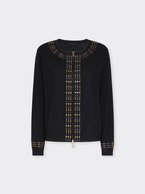 Strickjacke mit Nieten