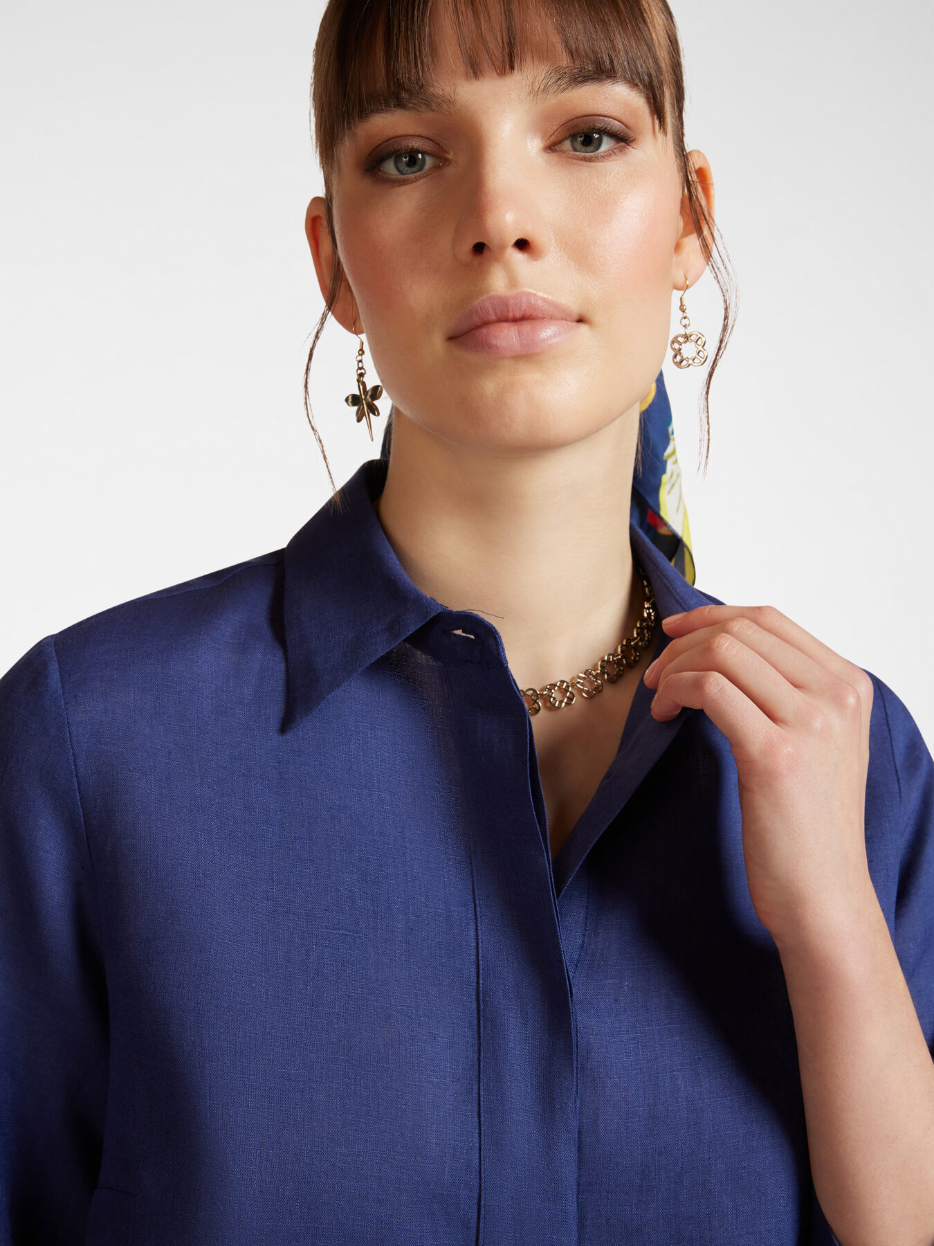 Camisa relaxed fit de lino image number 3