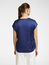 Blusa de raso con escote de pico image number 1