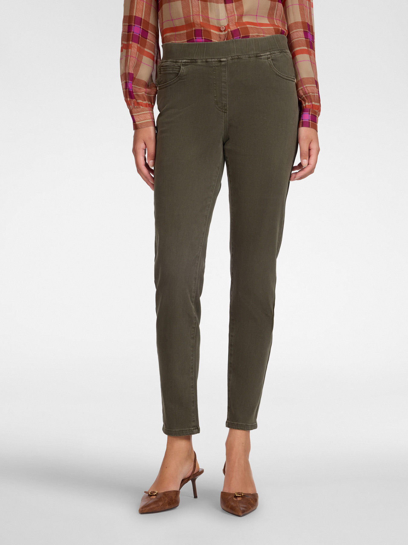 Slim-fit cotton blend drill trousers image number 2