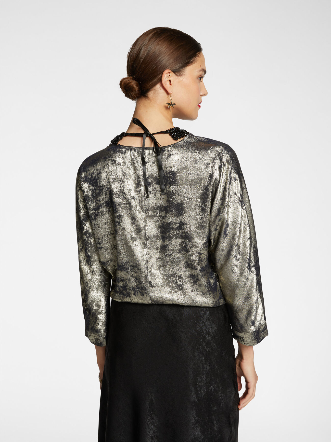 Bluse aus gl&auml;nzendem Stoff image number 1