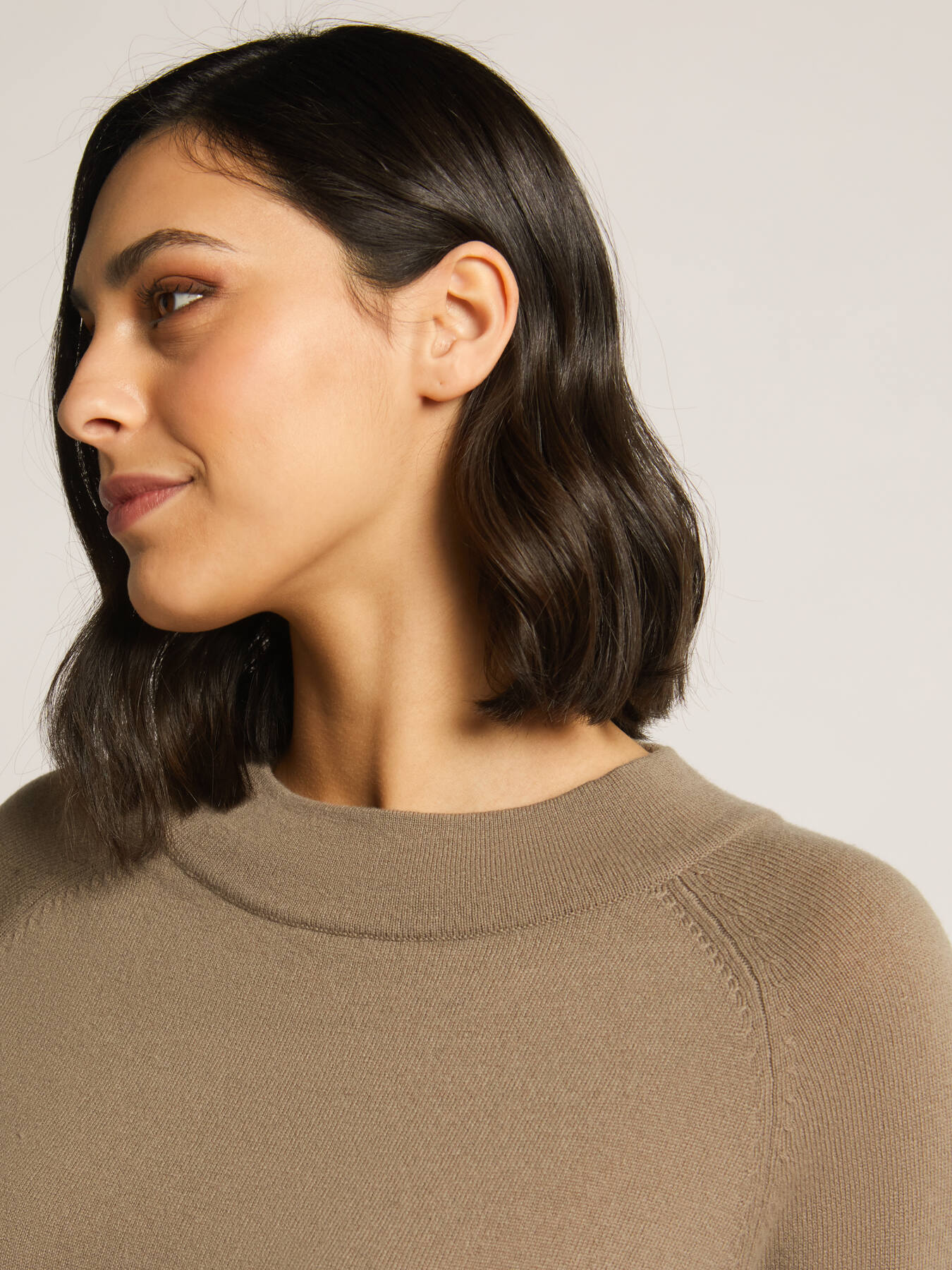 Jersey largo de lana image number 3