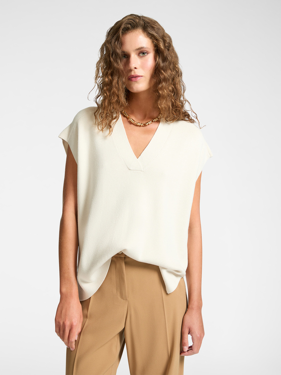 V-neck gilet