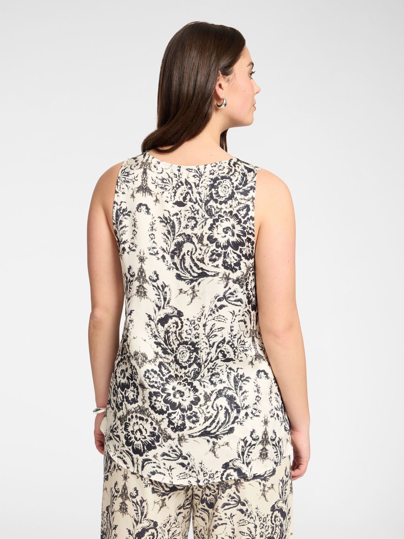 Printed viscose satin top image number 1