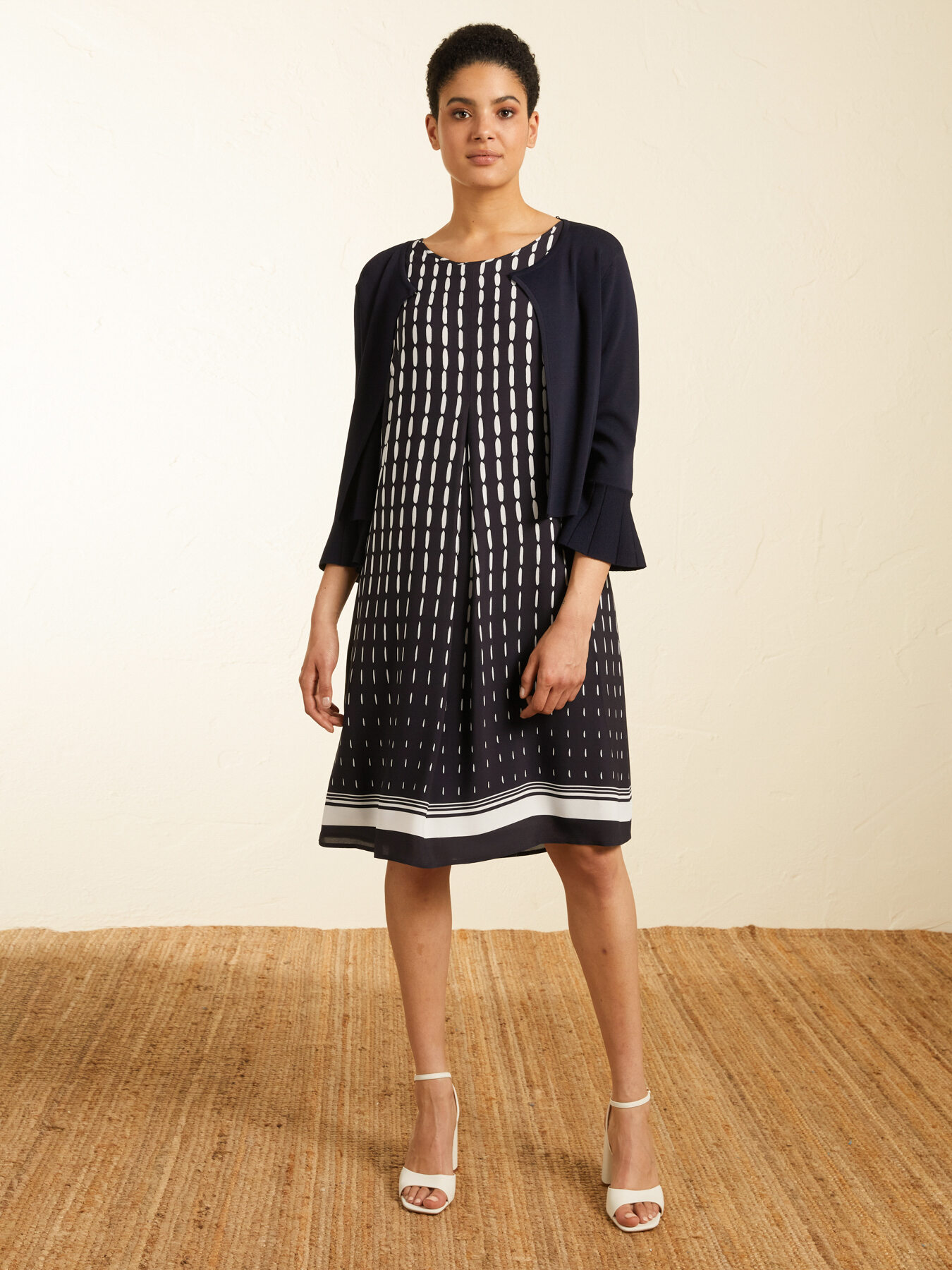 STRICKJ&Auml;CKCHEN image number 3