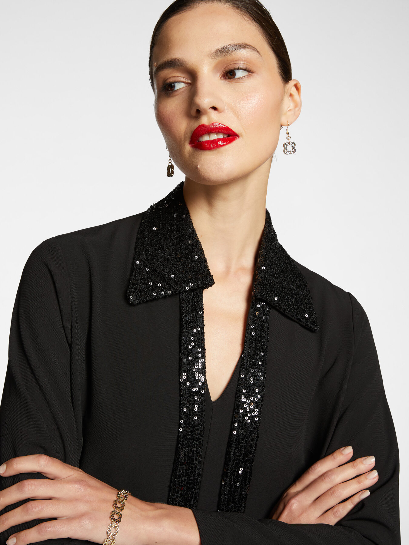 Vestido elegante con cuello desmontable image number 3